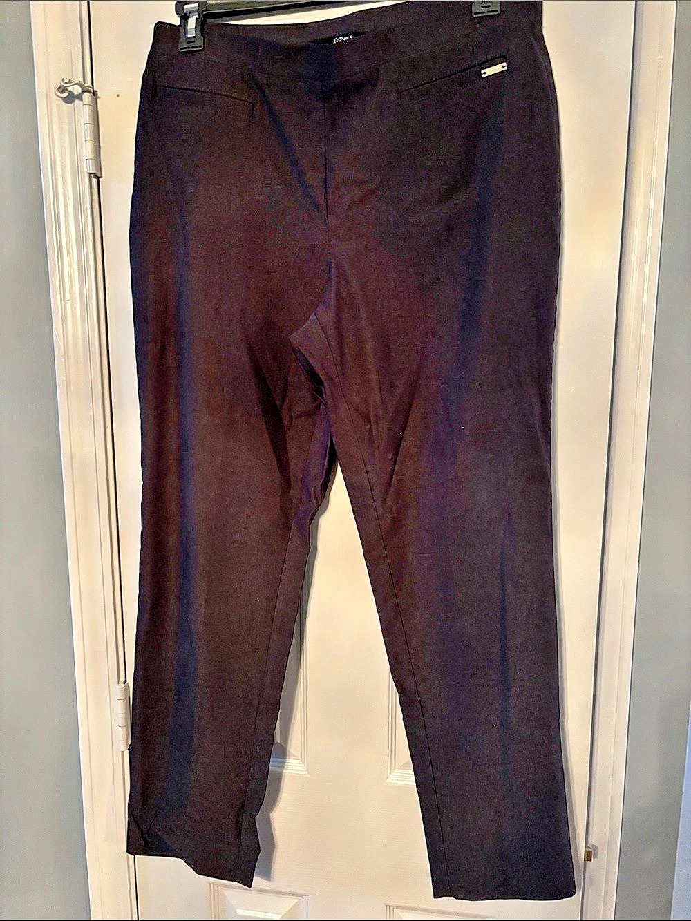 Jones New York Pull On Elastic Waist Black Straight Leg Pants